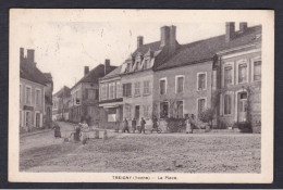 Vente Immediate Treigny (89) La Place (animée 55574) - Treigny