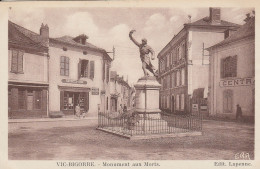 65 -  VIC BIGORRE  - Monument Aux Morts - Vic Sur Bigorre