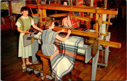 Kentucky Berea Churchill Weavers Women Weaving - Autres & Non Classés