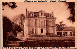 (2 Q 15) VERY OLD - France - B/w - Maison De Retraite De Chateauneuf Sur Sarthe - Santé
