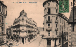 Pau - La Rue Gassion - Hôtel D'ALBRET - Pau