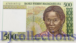 MADAGASCAR 500 FRANCS 1994 PICK 75a UNC PREFIX "A" - Madagascar