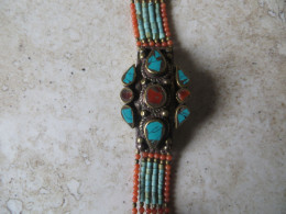 Bracelet Tibet - Perle De Turquoise Et Corail Motif Turquoise Et Agate Entourage Et Armature Laiton Taille 18 Cm - Ethniques