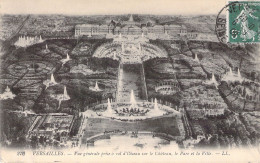 FRANCE - 78 - VERSAILLES - Vue Générale Prise à Vol D'oiseau Sur Le Château La Ville Et Le Parc - Carte Postale Ancienne - Versailles (Château)