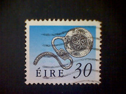 Ireland (Éire), Scott #780, Used(o), 1990, Latchet Brooch, 30p, Bright Blue And Black - Usados