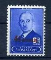 1943 TURKEY 4,5 KURUS SURCHARGED POSTAGE STAMP - INONU MNH ** - Unused Stamps