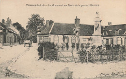 Varennes * Rue Place Et Le Monument Aux Morts De La Guerre 1914 1918 - Autres & Non Classés