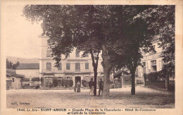 FRANCE - 39 - SAINT AMOUR - Grande Place De La Chevalerie - Carte Postale Ancienne - Otros & Sin Clasificación