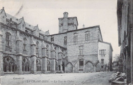 FRANCE - 43 - La Chaise Dieu - La Cour Du Cloître - Carte Postale Ancienne - La Chaise Dieu