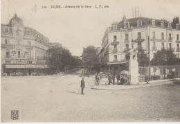 (21) DIJON. Avenue De La Gare  (Gd Hôtel Morot / Hôtel Terminus / Buvette Grande Taverne) - Dijon