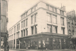 Cherbourg * RARE CPA ! * Devanture Commerce Magasin Au Phare De Cherbourg L. MARGOLIS Rue Gambetta - Cherbourg