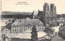 FRANCE - 54 - TOUL - Hôtel De Ville - Cathédrale - Carte Postale Ancienne - Toul