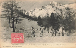 Lanslebourg * Un Ravitaillement Dans La Forêt D'arc * Au Fond , La Dent Parrachée * Chasseurs Alpins * Militaria - Autres & Non Classés