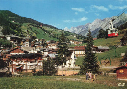 La Clusaz * Le Départ Du Téléphérique De Beauregard * Télécabine * Court De Tennis - La Clusaz