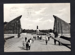 Militaria - Allemagne - BERLIN - Le Mémorial Soviétique - Treptow