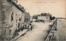 Le Guétin * La Place Du Village * Coiffeur Salon De Coiffure * Vins En Gros ... * Villageois - Andere & Zonder Classificatie