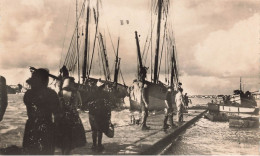 étel * Vue Sur Le Quai Aux Tempêtes 1949 * Bateaux Pêche - Etel