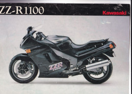 MOTO  ZZ'- R1100  KAWASAKI,,,,CE MOTEUR EST LE RESULTAT DE 2 ANNEES D'INNOVATION   30X21 CM   Le Grand Frisson  . - Moto