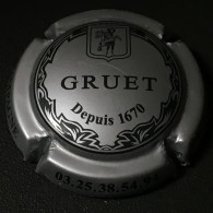 119 - 9 - Gruet Buxeuil, Argent & Noir Petit Liseret, Verso Mat (côte 1,5 Euros) Capsule De Champagne - Gruet