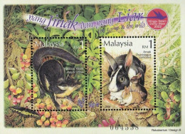 Malaysia 2002 MiNr. (Block 71A)  PETS European Rabbit, Cream-coloured Giant Squirrel S\SH MNH** 3,00 € - Lapins