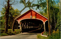 Covered Bridge Entrance At Lancaster New Hampshire - Ponts