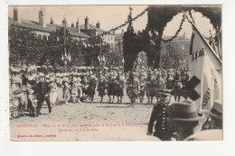 LUNEVILLE - FETES DU 10 AOUT 1919 POUR LE RETOUR DE LA GARNISON, DEFILE DU 37e D'INFANTERIE  - 54 - Luneville