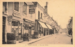 St Calais * La Rue Des Halles * Commerces Magasins - Saint Calais