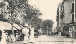 Biarritz * La Place De La Mairie * Commerces Magasins - Biarritz