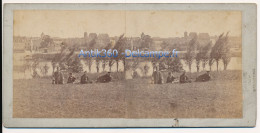 Photographie Ancienne Vue Stéréoscopique Circa 1860 SARREGUEMINES Vue Prise De La Prusse ? - Fotos Estereoscópicas