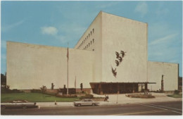 Milwaukee WI Museum Building 1966 Postcard - Milwaukee