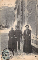 FOLKLORE - Costumes -Types Du Centre - En Route Pour La Ville - En Limousin -  Carte Postale Ancienne - Kostums