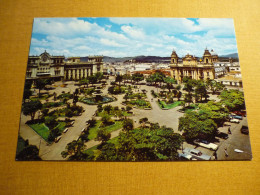 GUATEMALA PARQUE CENTRAL Y CATEDRAL METROPOLITANA CARTE POSTALE - Guatemala