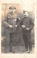 PHOTOGRAPHIE - Groupe De 2 Militaires - Militaria -  Carte Postale Ancienne - Photographie