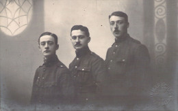 PHOTOGRAPHIE - Groupe De 3 Militaires - Militaria -  Carte Postale Ancienne - Fotografie