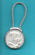 Porte-clefs Souvenir De Peyrestortes (Parestortes, Pyrénées Orientales) Médaille En Argent - Souvenirs