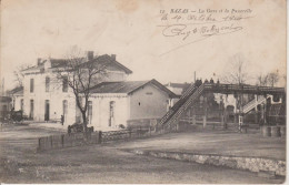 33 - BAZAS - LA GARE ET LA PASSERELLE - Bazas