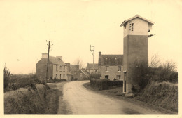 St Vougay * Carte Photo * Une Vue Du Bourg Du Village - Saint-Vougay