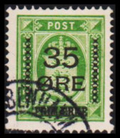 1912. Surcharge. 35 Øre On 32 Øre Green Official Stamp (Michel 62) - JF532367 - Oblitérés