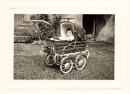 Landau Ancien * Poussette Enfants * Pram Kinderwagen * Modèle Marque ? * Enfant Bébé * Photo Ancienne 10.5x8cm - Other & Unclassified