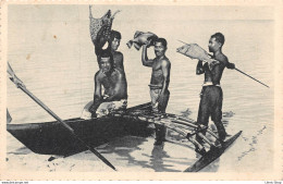 Propagande Catholique Jésuite - Iles CAROLINES Canaques Revenant De La Pêche . Ed Jésuites Missionnaires Lyon - Autres & Non Classés