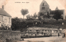 Vaumoise - Mairie Et église Du Village - Vaumoise