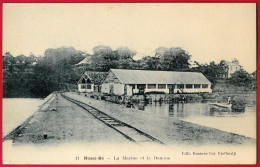 CPA Madagascar, NOSSY-BE - La Marine Et La Douane ** Voie Ferrée - Douane