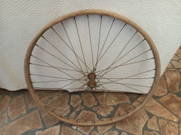 Ancienne Roue De Vélo De Course (sur Pavé) En Bois - Papillon Bronze Max Vintage - Wielrennen