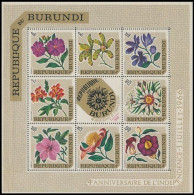 BL17**(187 O-V) - 4e Anniversaire De L'indépendance - Fleurs / 4e Verjaardag Van Onafhankelijkheid - Bloemen - BURUNDI - Nuovi