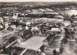 Callac (22 - Côtes D'Armor) Vue Aérienne - Le Groupe Scolaire - Callac