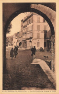 Hyères Les Palmiers * Avenue A. Denis Et Porche Massillon * Hôtel - Hyeres