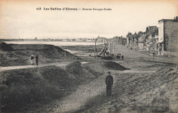 Les Sables D'olonne * Avenue Georges Godet * La Mer , Plage - Sables D'Olonne