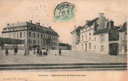 95 - VIARMES - S14973 - Hôtel De Ville Et Place D'Armes - L1 - Viarmes