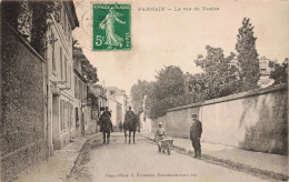 95 - PARMAIN - S15036 - La Rue De Nesles - Gendarmes à Cheval - L1 - Parmain