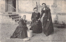 FOLKLORE - Le Cantal Pittoresque - Carte Postale Ancienne - Costumes